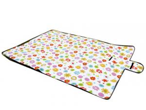 Wholesale OEM Recycled  Waterproof Picnic Mat Customized Color For All Seasons from china suppliers
