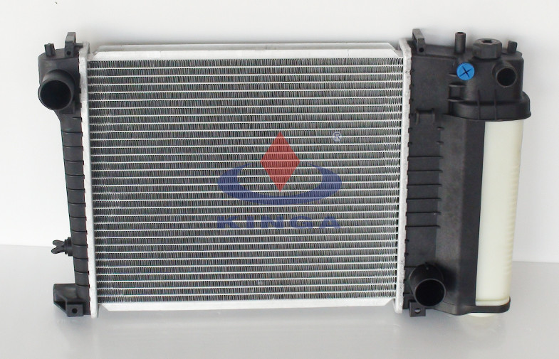 Wholesale Replacement bmw 318i radiator OEM 1719024 For BMW 316 / 318i 1987 , 1990 MT from china suppliers