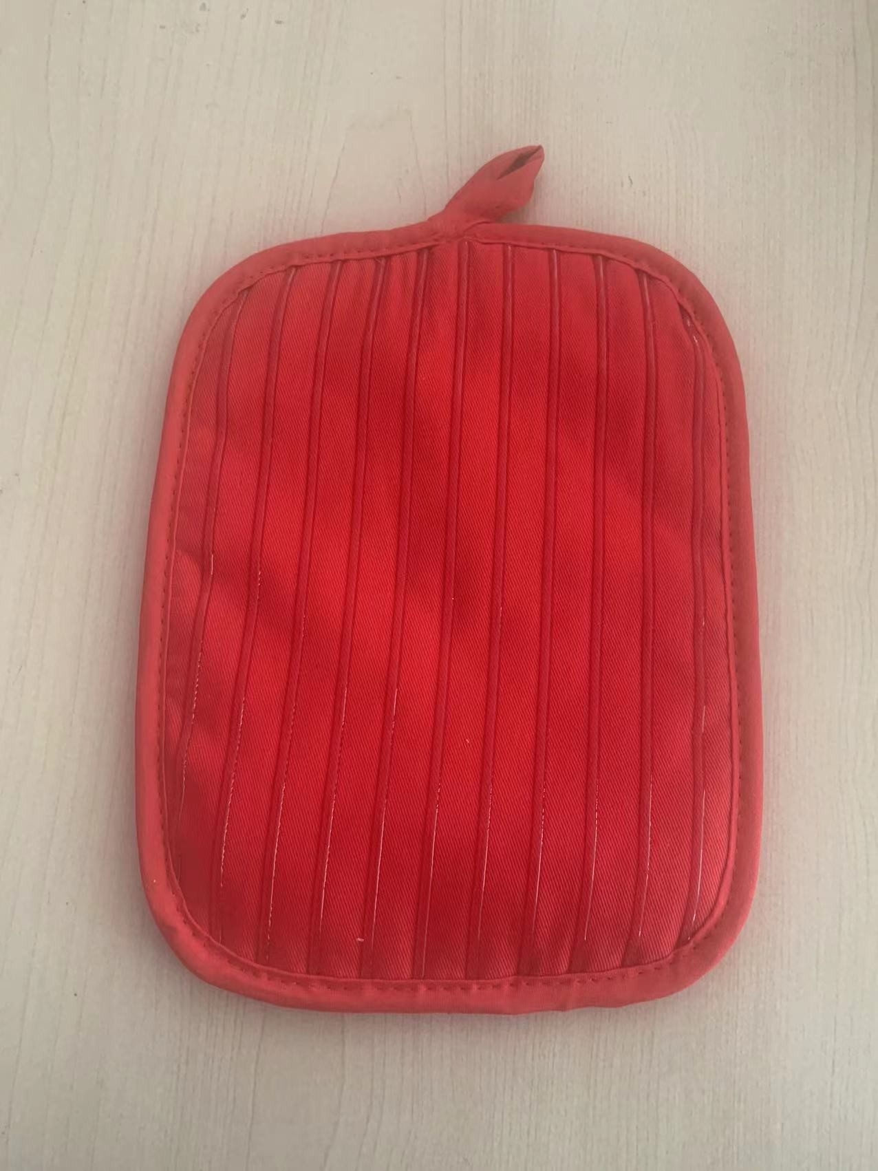 Wholesale New Coming Pot Holders with Non-slip Silicone and Pocket from china suppliers