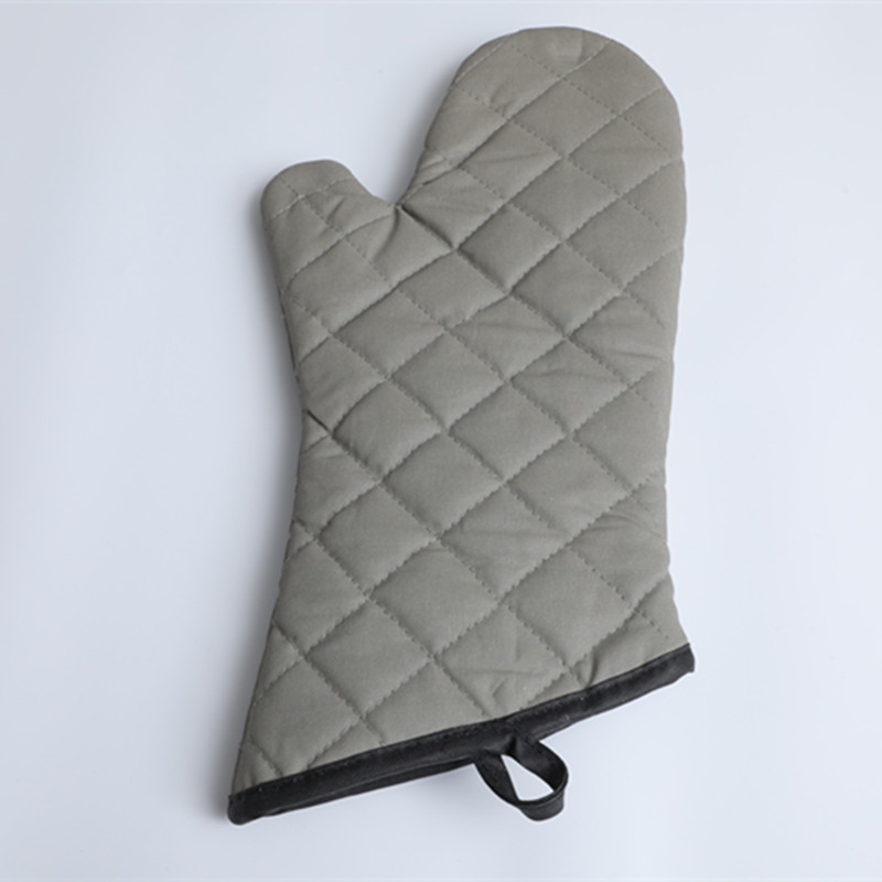 Wholesale Quilted Terry Cloth Lining Heat Resistant Oven Mitts Flame Retardant Coating from china suppliers