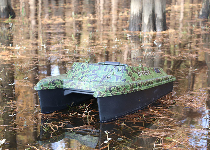 Wholesale Camouflage carp fishing bait boats , radio controlled bait boat DEVC-308 from china suppliers