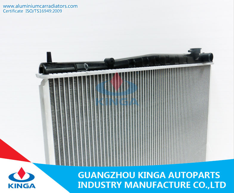 Wholesale Auto Tank 1995 - 1997 Nissan Radiator TERRAND' 95-97 PR50 / TD27 AT Aluminum from china suppliers