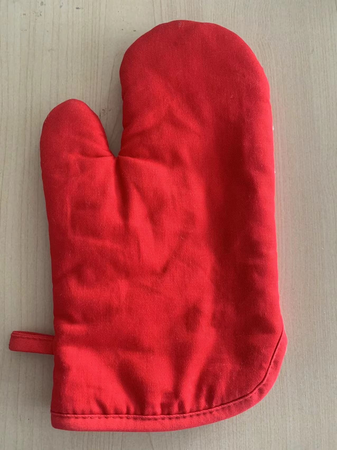 Wholesale Pure Cotton Fabric Thick Microwave Oven Gloves Red Color Kitchen Accesories from china suppliers