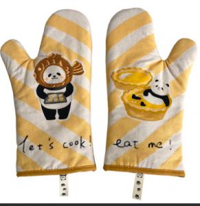 Wholesale Kitchen Microwave Polyester Heat Resistant Oven Gloves Slip Resistant from china suppliers