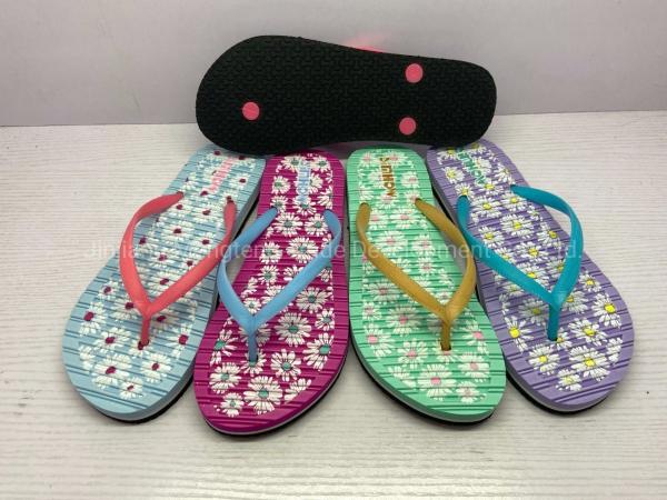 Women′ S Thong Slip-on Sandals Flat Flip Flops Non-Slip Fashion Slippers Ladies
