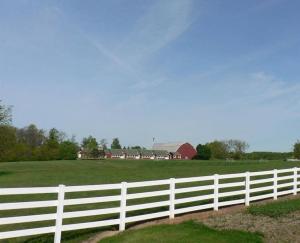 Wholesale Durable 3 Rails PVC Farm Fence Plastic Fencing Ranch Paddock Horse Fence from china suppliers