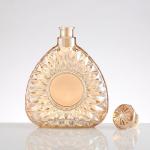 Industrial Beverage 500ml Glass Luxury Brandy Wine Bottle with Cork Stopper