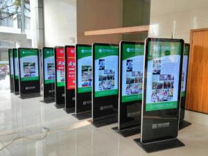 China LCD Digital Signage Totem Touch For Hotel/ Retail Store/ Shopping Mall/ Airport/ Subway on sale