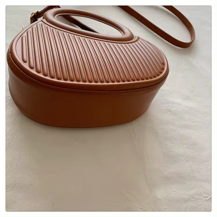 2023 Fashion Women's Bag Set Luxurious Tote Messenger and Lady Handbag Composite Material