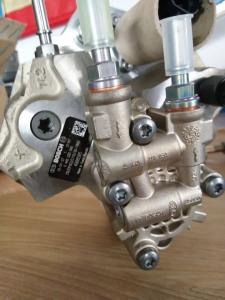 Wholesale Geniune New BOSCH Fuel Injection Pump 0445020045 for komatsu 6754-71-1012 PC200-8 injection pump from china suppliers