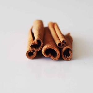 Wholesale High Quality Cinnamon / Long Stick Cinnamon Cassia Stick Savory Aroma Flavor from china suppliers