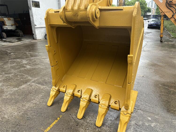Japan original 33750KG 200KW Cat 330 Crawler Excavator for Construction Equipment