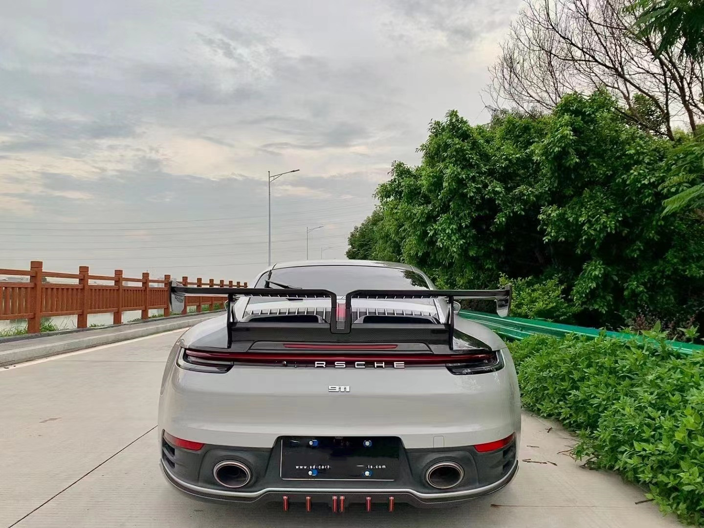 High Quality Carbon Fiber Spoiler Carbon Fiber Spoiler for Porsche 911 992 992 for TechArt Style Spoiler