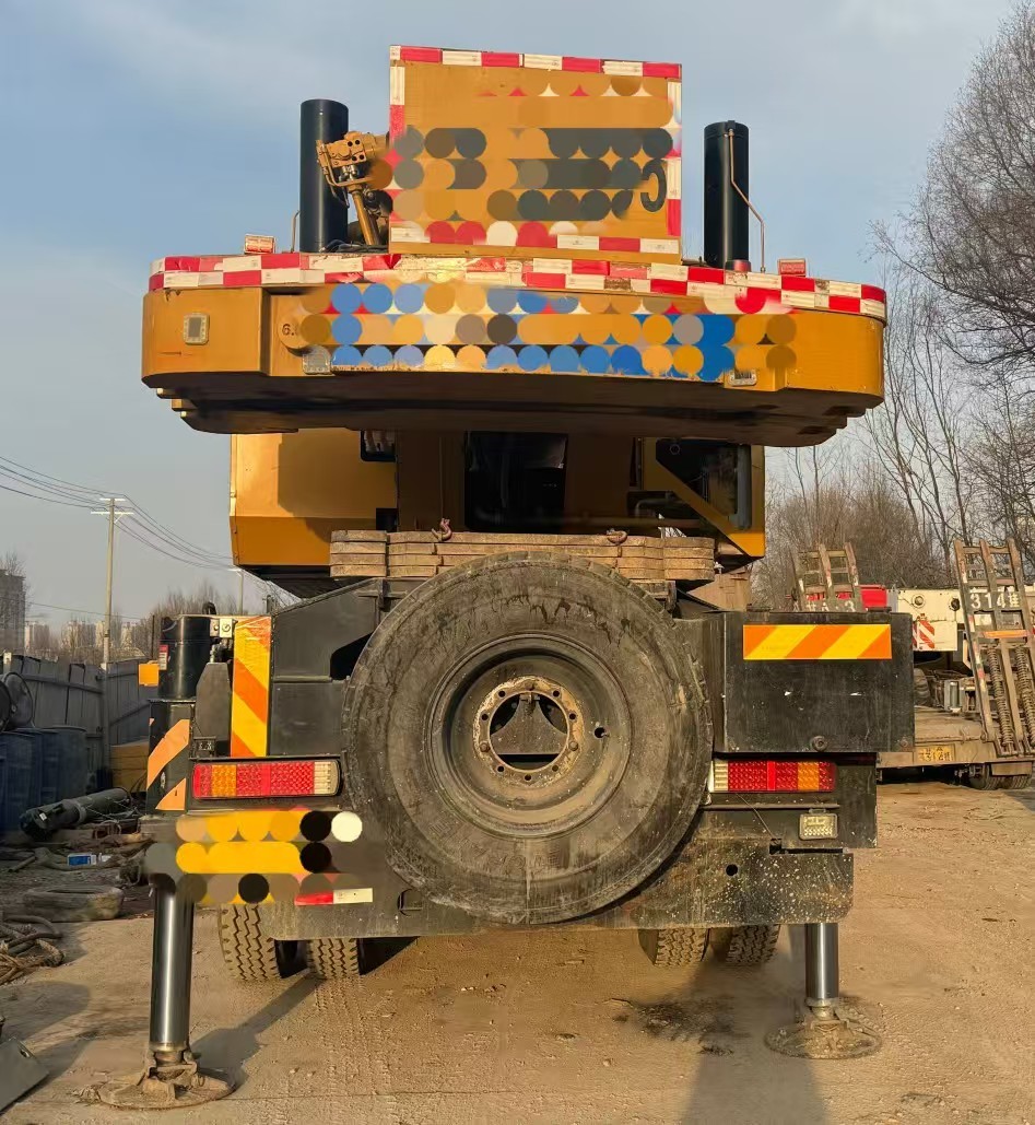 2021 year Sany 80t STC800E6 with 58.5m main boom, 25.2t counterweight.
