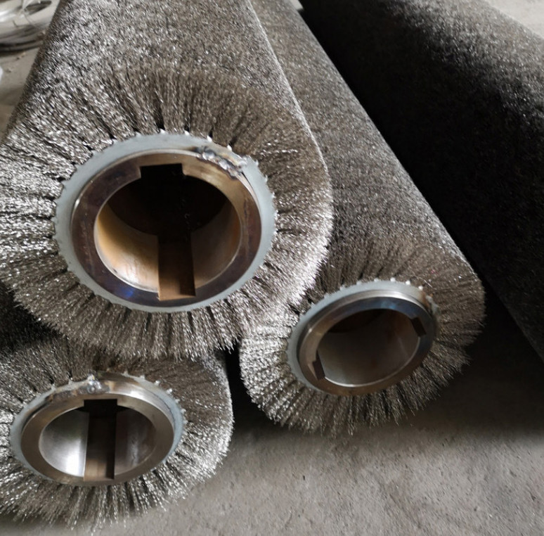Size 420 * 200mm Mechanical Cleaning Brush Polishing And Rust Removal Brush Roller