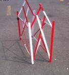 Isolation Customized Size Metal Fence Accessories Expandable Road Barrier