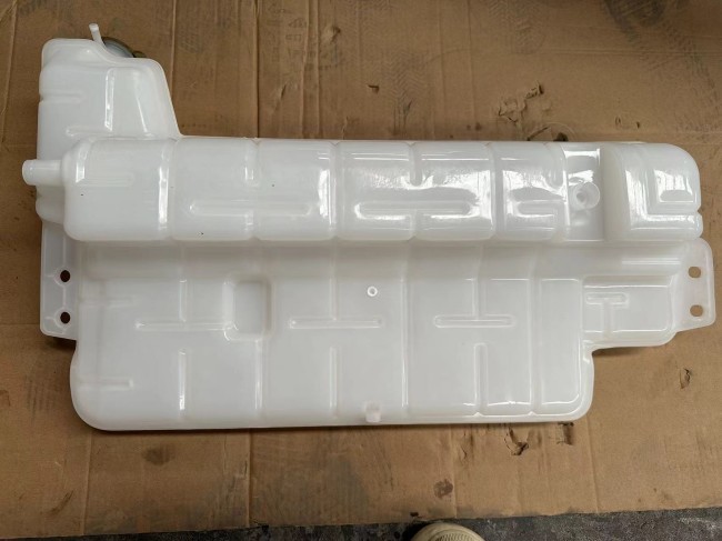 Expansion Tank DZ9X259533010 SHACMAN Truck Parts Shacman X6000
