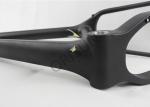 Black Carbon Fiber Custom Made Bike Frames Internal Cable Routing 26 Inch