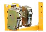 DG1500B Forklift Mounted Rubber-belt Drum Grabber Double Eagle-Grip Automatic