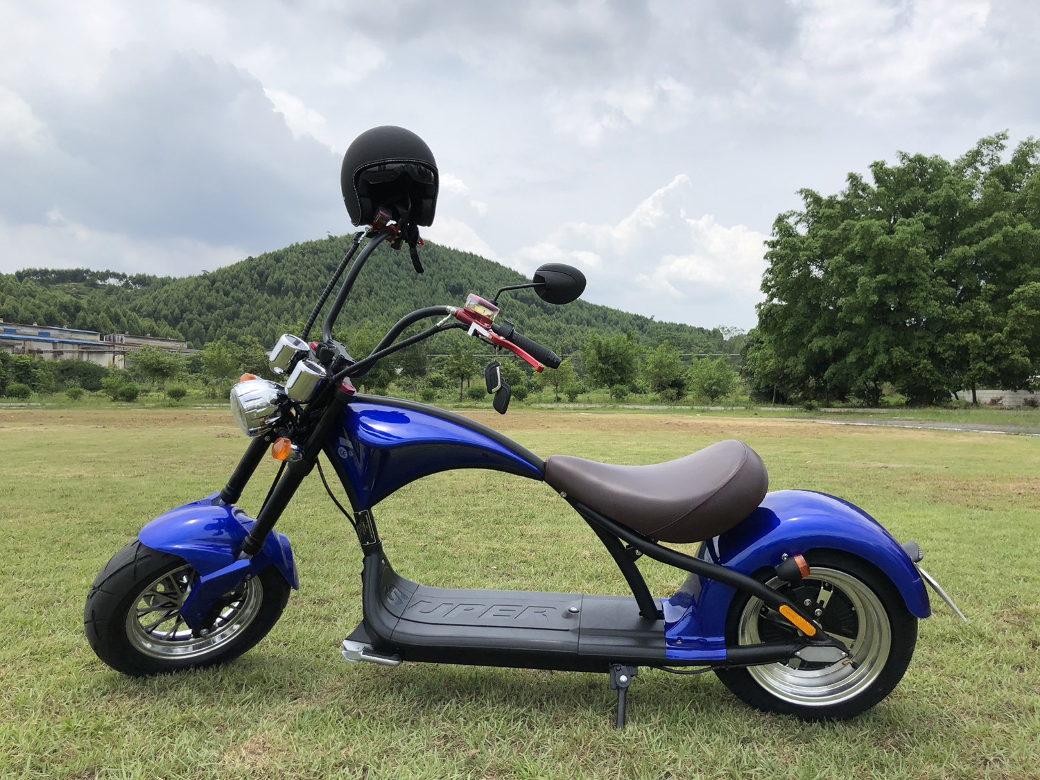 Citycoco 2000W Scooter 60V 1500-2000W Motor Power 40-60km Range Per Charge