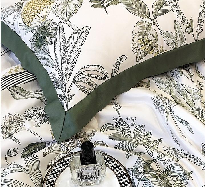 European Skin-Friendly Printing Summer Quilt Set of Four in Smooth Ice Silk Gift Quilt