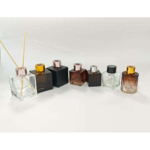 Cone Shaped Amber Gradient Color Glass Aromatherapy Bottle Screw Cap