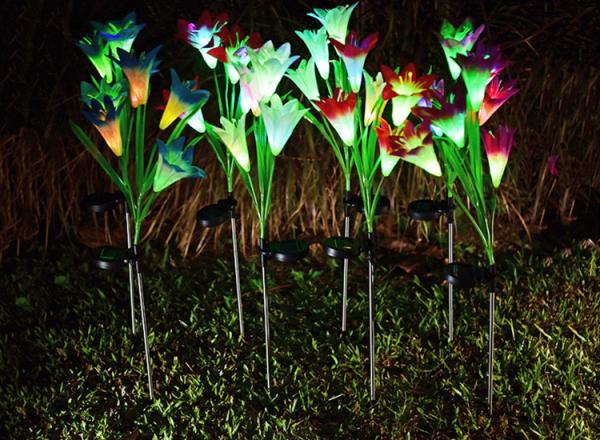 Solar LED 4 heads lily flower lights Lawn Lamp Outdoor Colorful Lamp can be