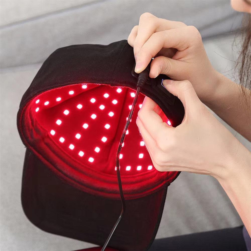 Wearable Red Therapy Light Home Use Infrared Therapy Light Cap Pain Relieve Hair Regrowth 660nm 850nm 150pcs Power Remote Control