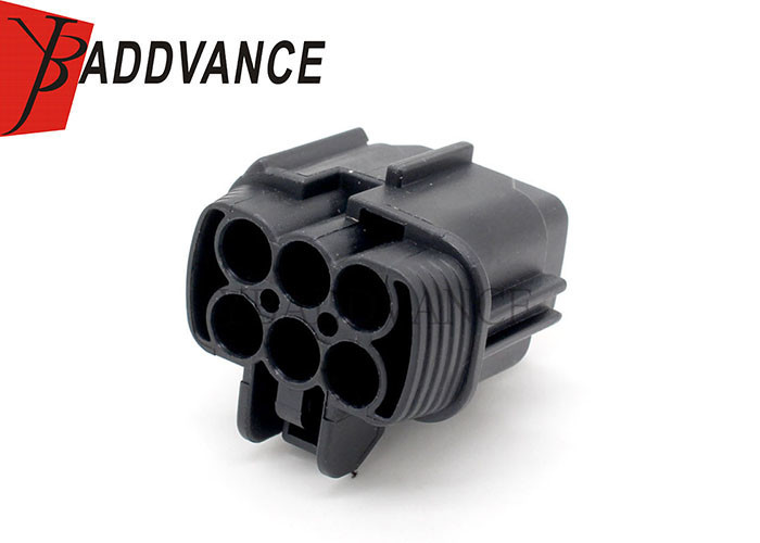 6185-1173 Sumitomo 6 Pin Tail Lamp Connector For N-issan