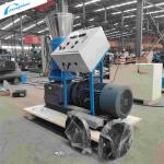 Moving Roller Wood Pellet Mill Machine 240-340 KG/H For Biomass Wooden Sawdust