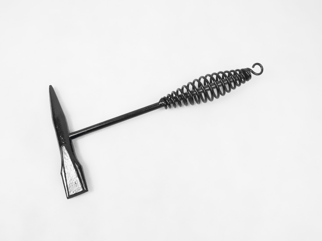 #45 Carbon Steel Spring Handle Welding Chipping Hammer in Hand Tools