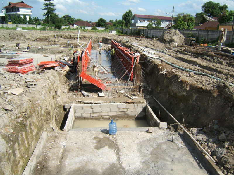 Indonesia Medan Water Park Project Adventruous Indoor Waterpark Equipment