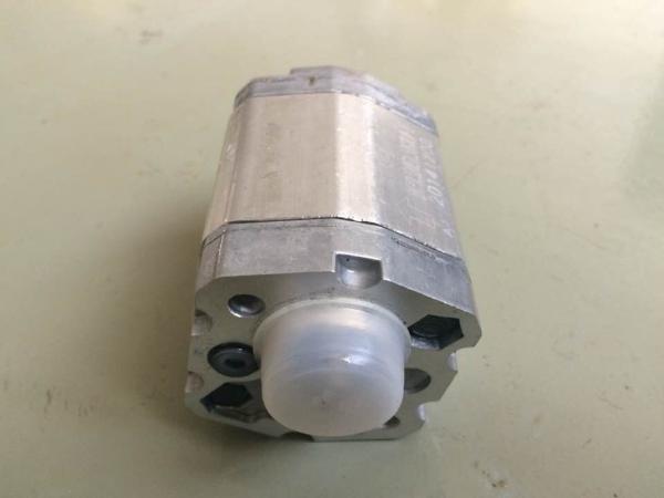 BKP0.5B0-D-0.50 0.5cc/r Gear Hydraulic Pumps For Mini Hydraulic Power Pack Units