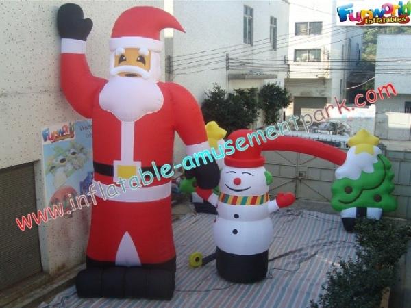 UV-Treated PVC , Coated Nylon Inflatable Christmas Decorations Santa Claus For