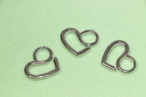Wholesale 20mm Decorative Clothing Buttons Heart Shaped Bright Silver Multiapplication from china suppliers
