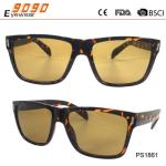 Sunglasses in fashionable design,made of plastic ,suitable for men and women