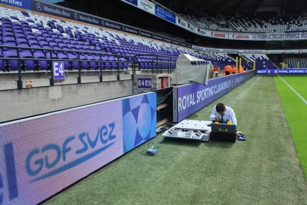 Stadium Perimeter P10 Outdoor Full Color LED Display High Brightness / High
