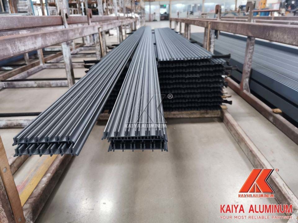 Building Material Extruded Aluminum Profiles For Doors Windows