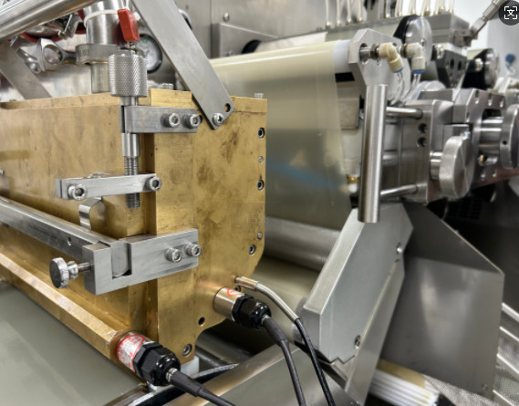 400-1800 Kg Production Soft Gelatin Capsule Machine With High Filling Accuracy ≤±2% And Performance