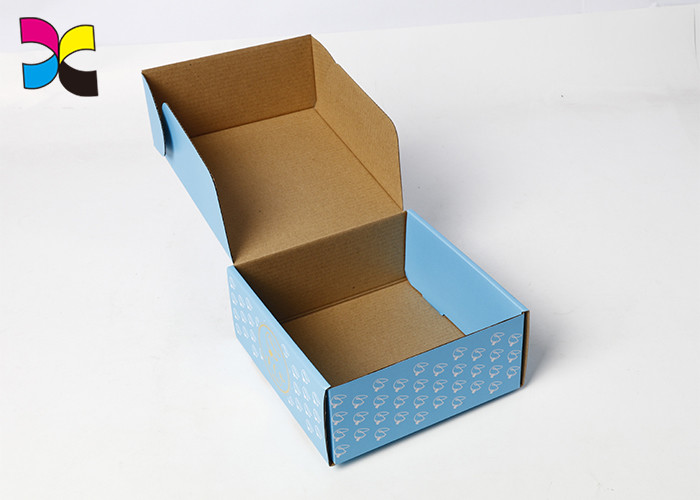 Glossy Lamination Retail Shipping Packaging Embossing With Personalised Shape