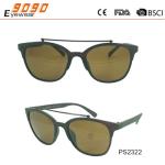 Classic culling sunglasses, made of plastic frame ,top bridge , UV 400