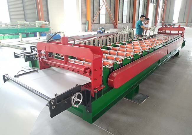 High Strength Sheet Metal Roll Forming Machines Customized Design For Construction