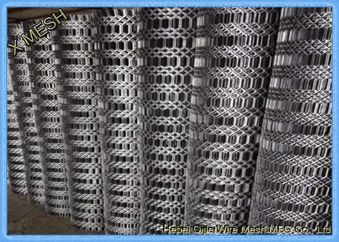 Thick Expanded Stainless Steel Sheet Welded Wire Mesh Panels T 304 Material