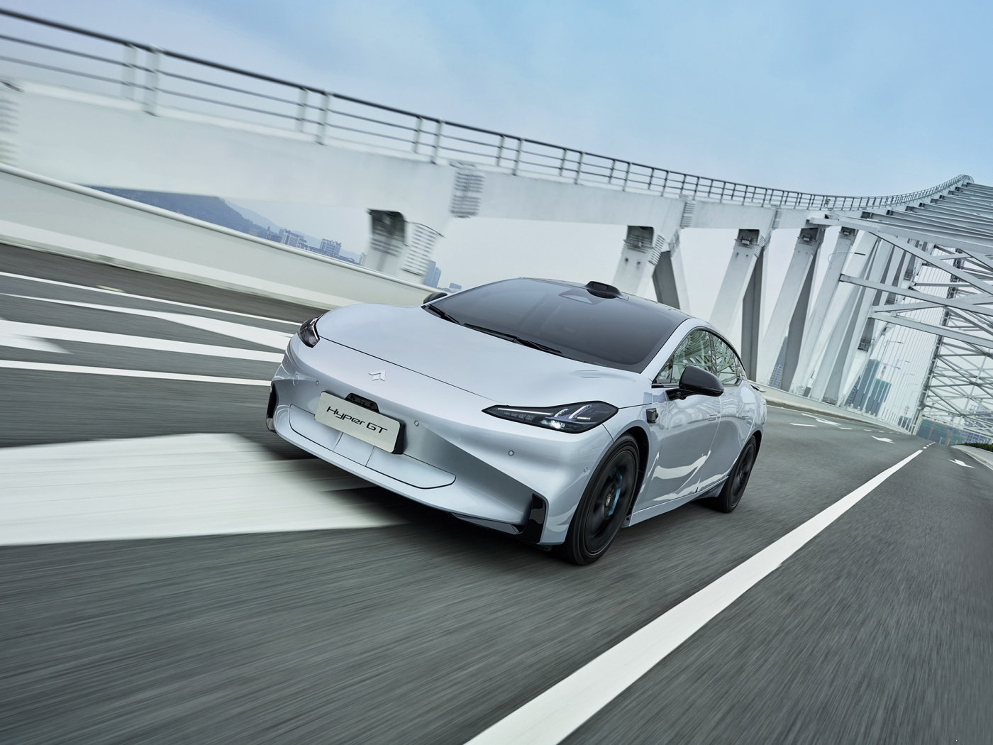 Fast Charging Super GT Energy Vehicle Category 2500-3000mm Wheelbase Luxury Level 2024 Aion Hyper GT Electric Sports Car