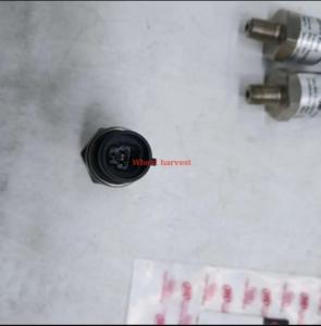 Wholesale High Quality 22359632 Screw Air Compressor Parts Industrial Compressor Pressure Sensor Wholesale Available from china suppliers
