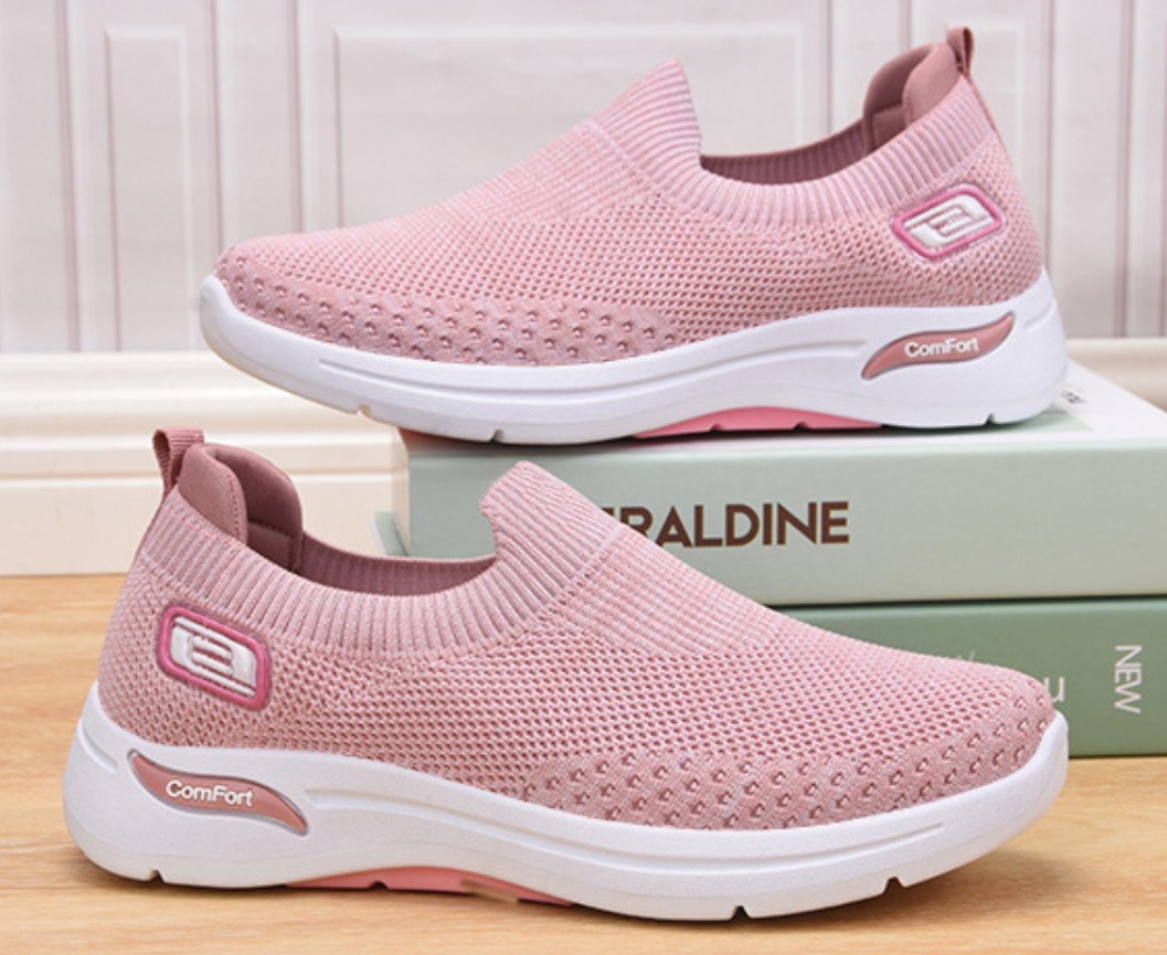 New Style Injection Shoes Fashion Shoes Flyknit Shoes Suede Leather Sneaker Shoes Sport Shoes Walking Jogging Running Shoes Casual Shoes Ladies Shoes Footwear