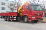 Red Sinotruk Howo Crane Truck / XCMG Crane 6.3T 8T 10T 12T Heavy Cargo Truck