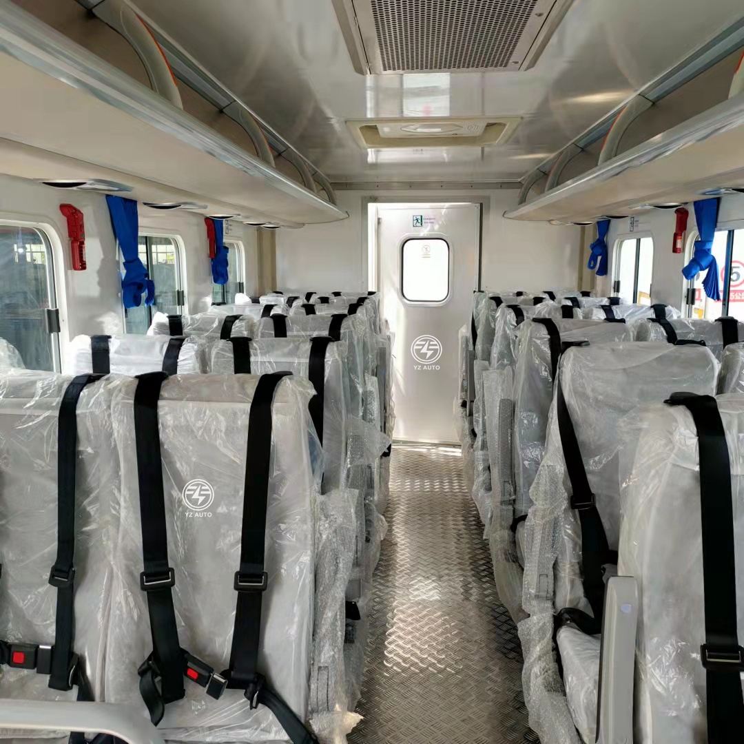 Diesel Luxury Chinese Hubei Kinglong Klg-12 Hand Push Manual Bus 19 30 Seat Euro 4