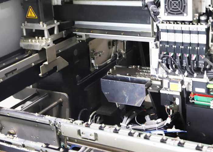 JUKI KE-2080L Chip Mounter image 3
