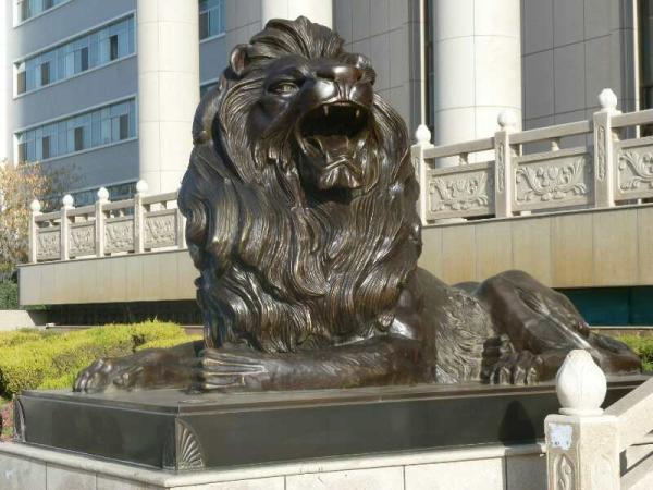 Large Outdoor sitting lions bronze sculpture ,customized bronze statues, China
